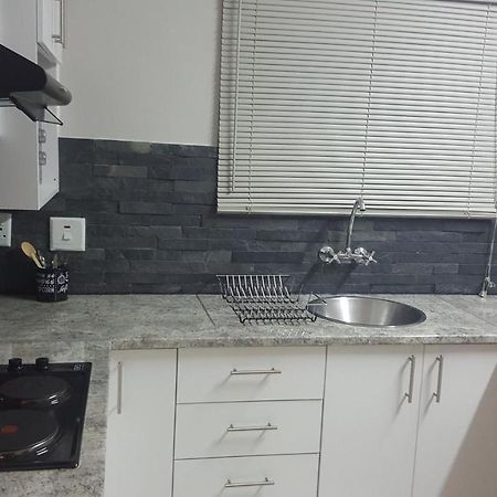 Tuna Self Catering Swakopmund Buitenkant foto